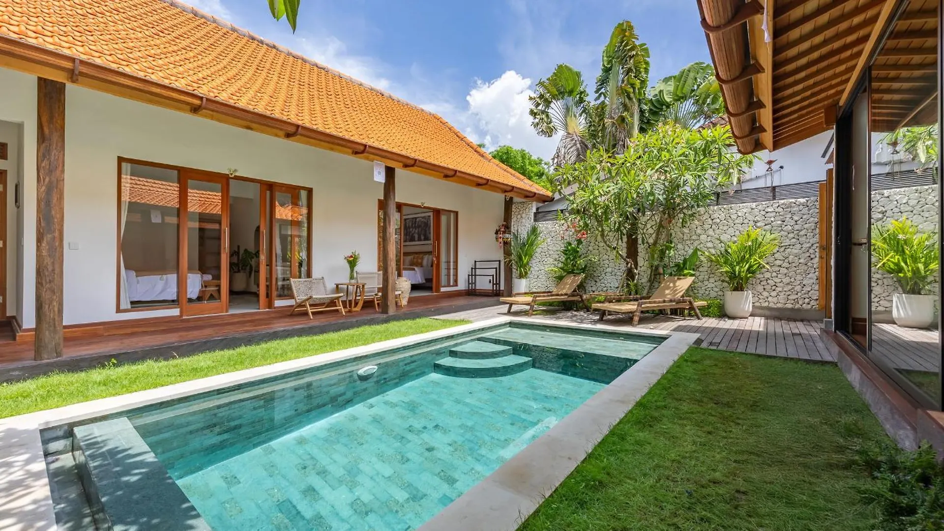 Villa Marsin Umalas - 10 Minutes To Finns Beach Club Семиньяк Индонезия