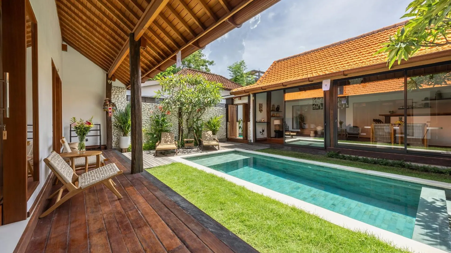 Villa Marsin Umalas - 10 Minutes To Finns Beach Club Семиньяк Индонезия